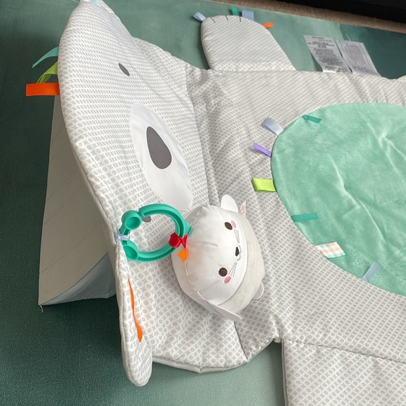 Baby Head Shaping Pillow + Cotton Swaddle + Tummy Time Play Mat - Picture 15 of 15